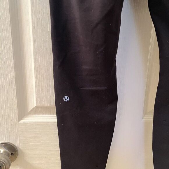 Lululemon Wunder Under Reversible Black Quilt Spring Leggings Full Length Size 8 - Picture 10 of 16
